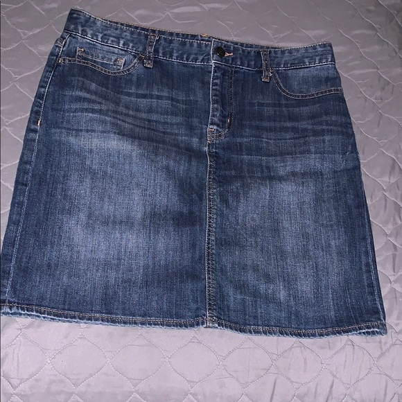 Tommy Hilfiger Dresses & Skirts - Tommy Hilfiger Stretch  Denim Jean Skirt size 8
